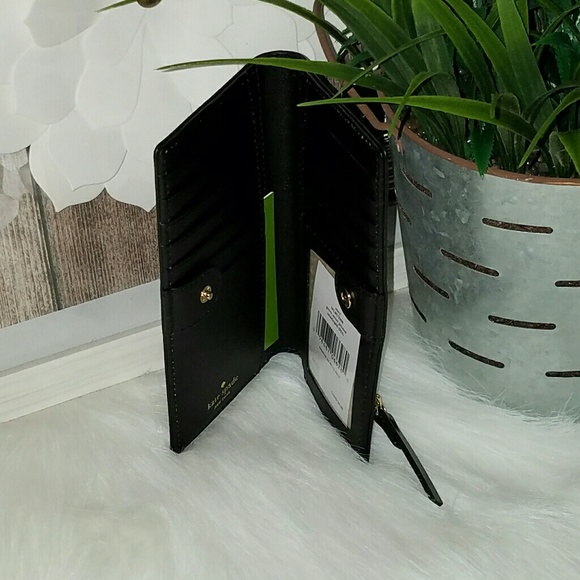 Kate spade flamingo dot Stacy wallet - Picture 3 of 4